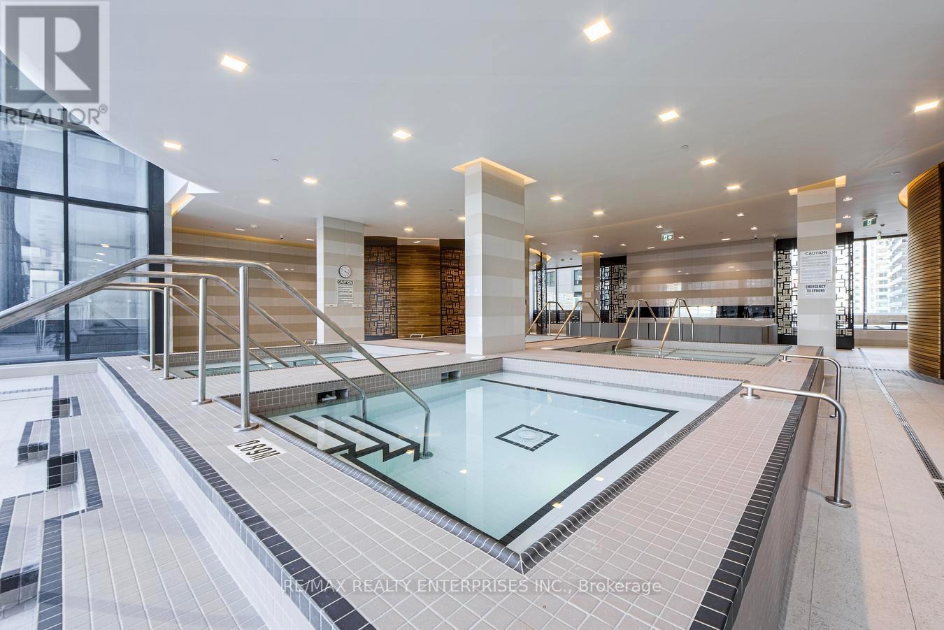 1401 - 501 Yonge Street, Toronto, ON - Indoor Photo Showing Other Room With In Ground Pool
