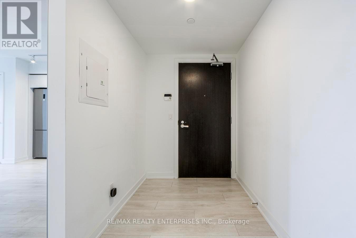 1401 - 501 Yonge Street, Toronto, ON - Indoor Photo Showing Other Room