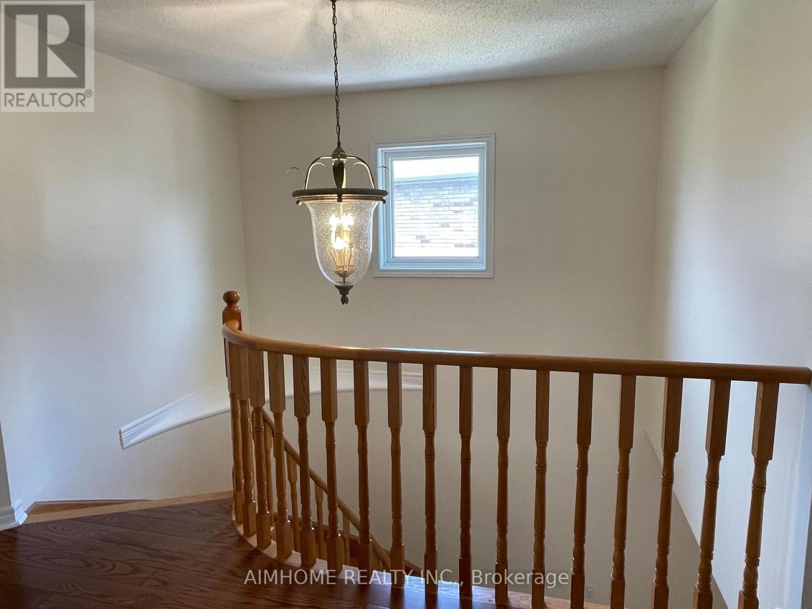 120 Sweet Water Crescent, Richmond Hill, ON - Indoor Photo Showing Other Room