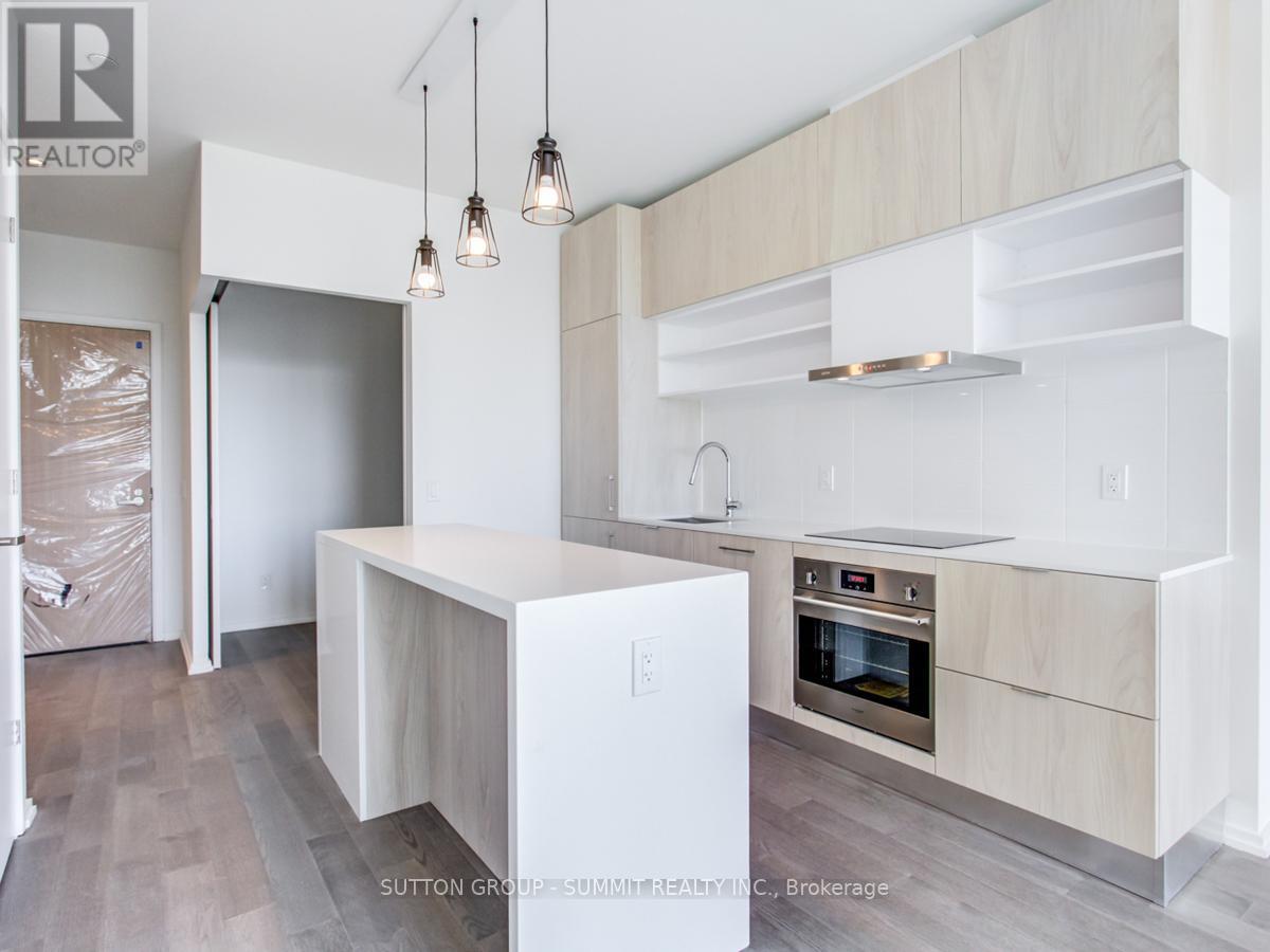 1525 - 8 Hillsdale Avenue E, Toronto, ON - Indoor Photo Showing Kitchen