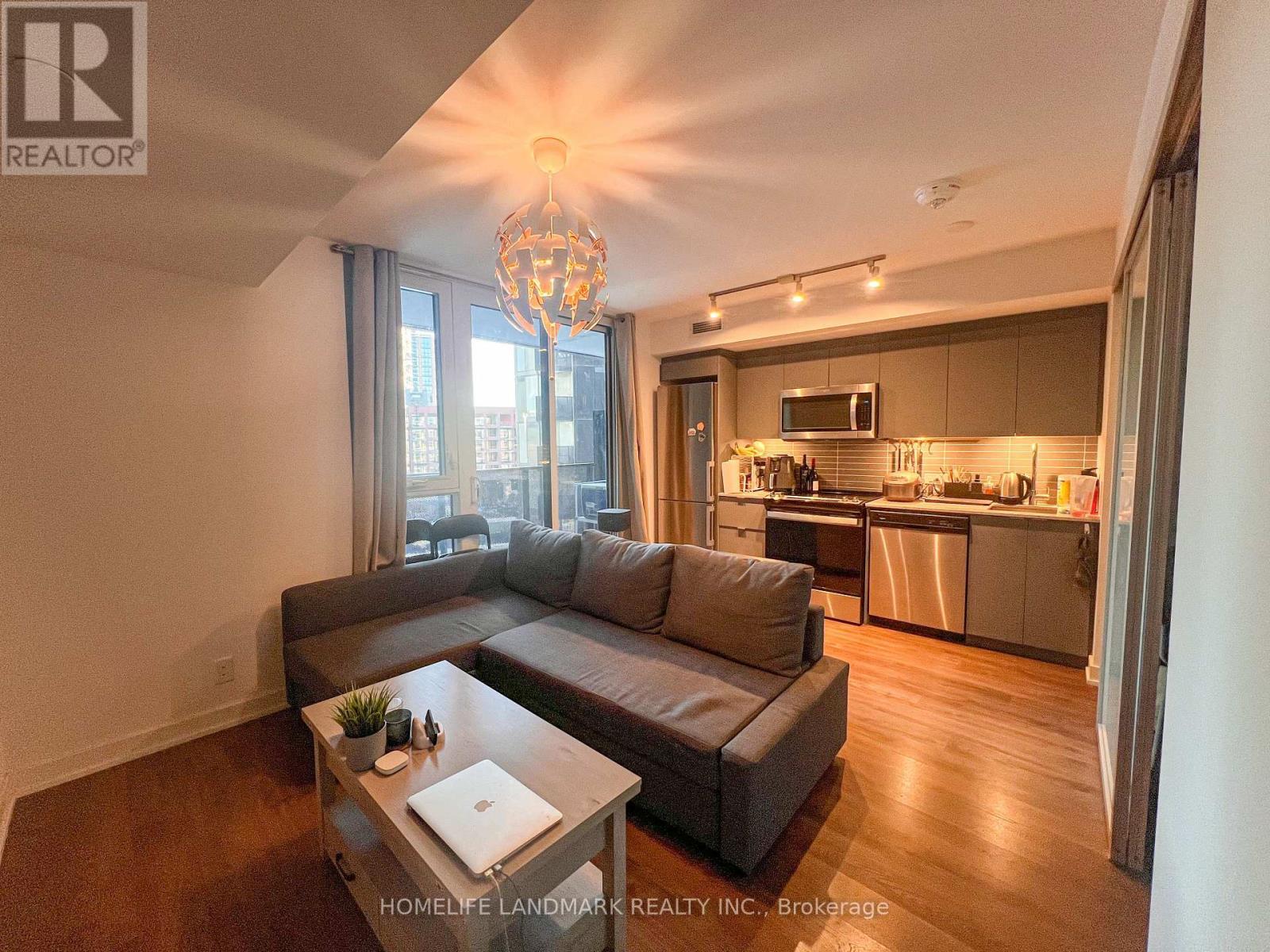 Living Room & Kitchen - 533 - 30 Tretti Way, Toronto, ON - Indoor