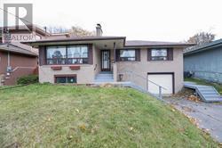 221 Island Road, Toronto, ON - Outdoor