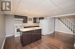 221 Island Road, Toronto, ON - Indoor Photo Showing Kitchen