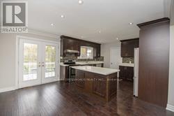 221 Island Road, Toronto, ON - Indoor Photo Showing Kitchen