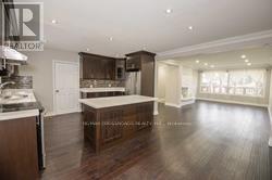 221 Island Road, Toronto, ON - Indoor Photo Showing Kitchen