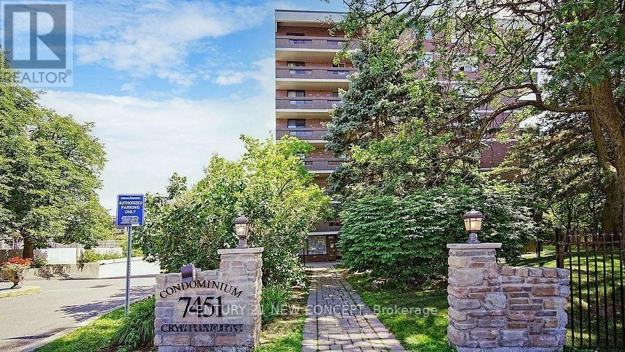 101 - 7451 Yonge Street, Markham, ON - Outdoor