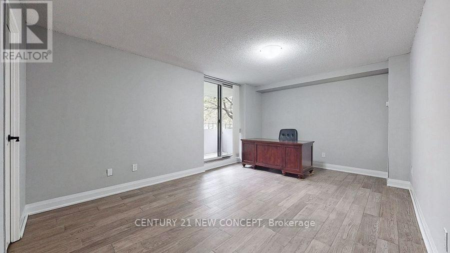 101 - 7451 Yonge Street, Markham, ON - Indoor Photo Showing Other Room