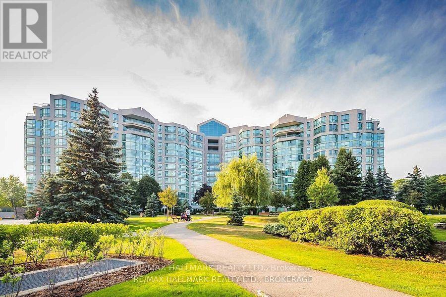 319 - 7805 Bayview Avenue, Markham, ON - Outdoor