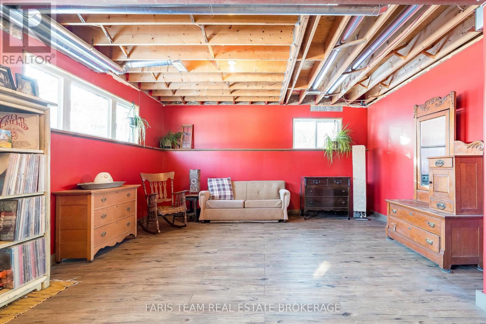 3400 Reservoir Road, Severn, ON - Indoor Photo Showing Other Room