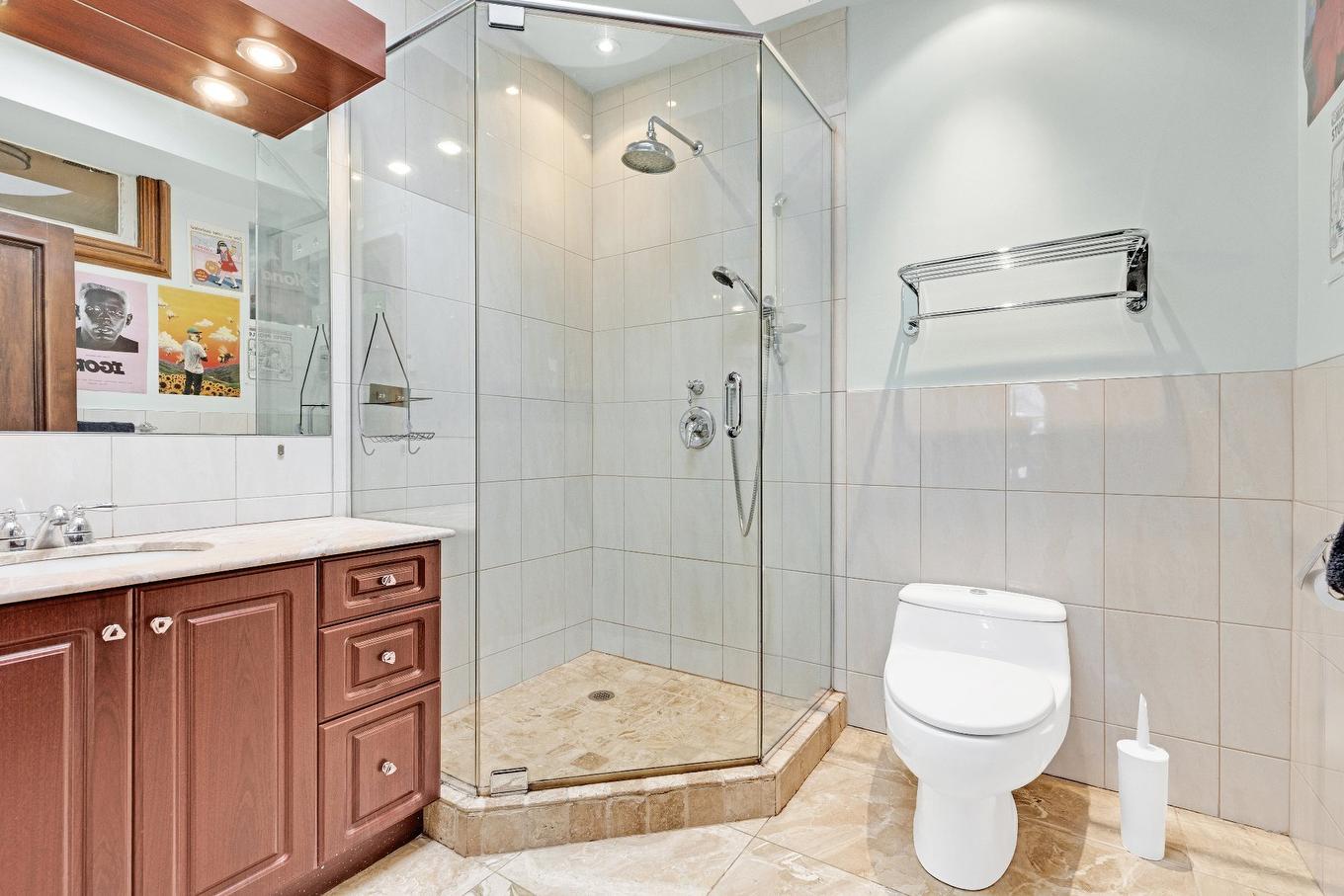 Bathroom - 1847 Rue Tupper, Montréal (Ville-Marie), QC - Indoor Photo Showing Bathroom