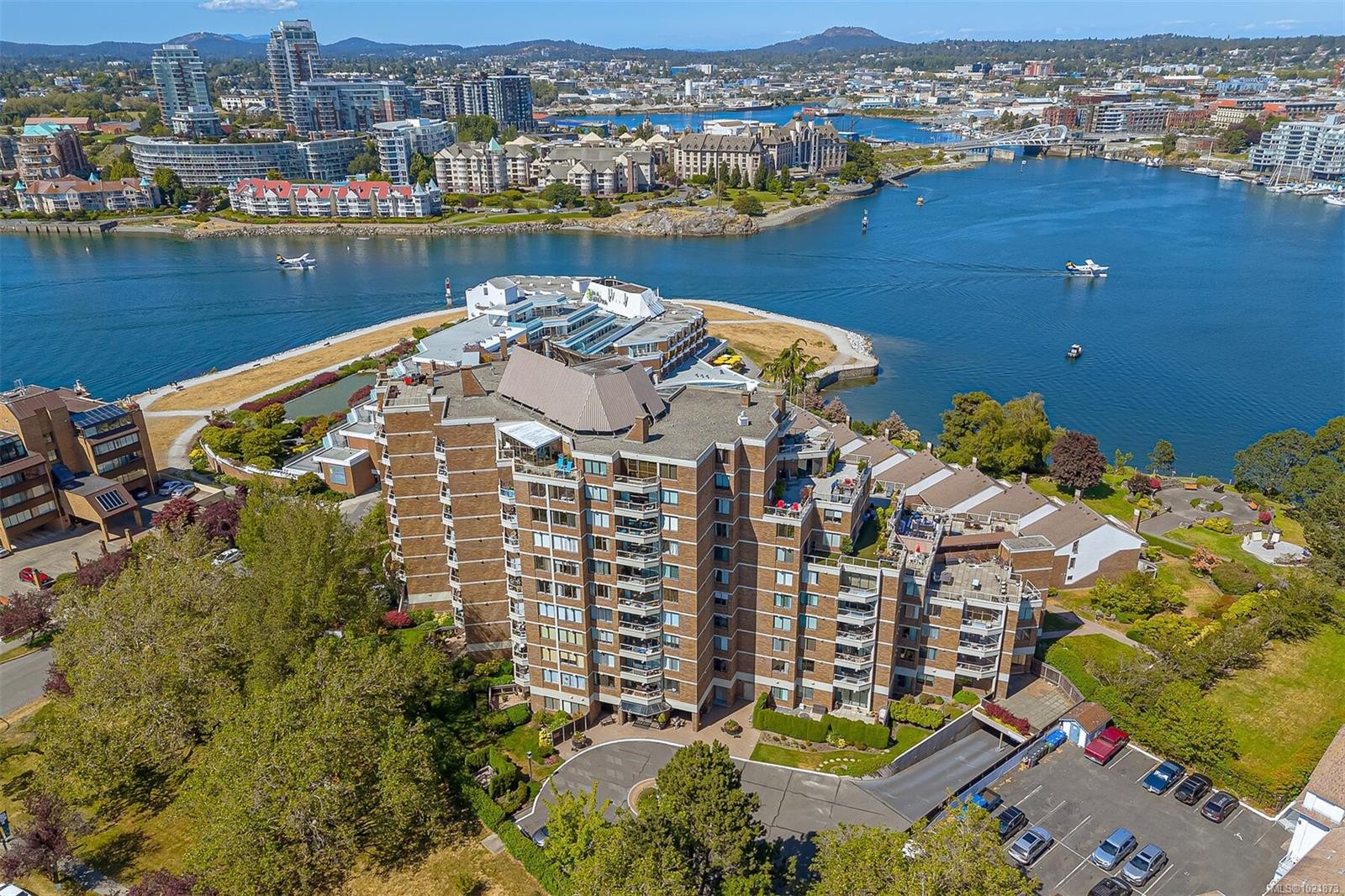 107-225 Belleville St, Victoria, BC - Outdoor With Body Of Water With View
