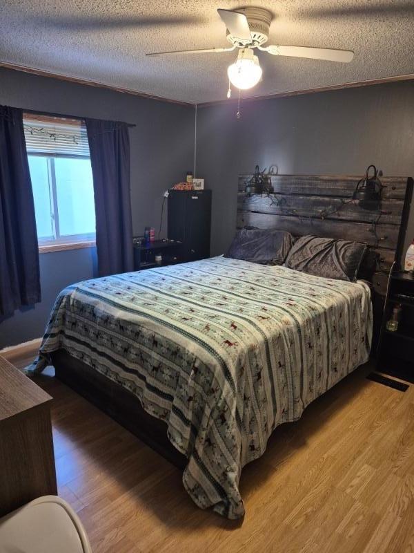 37 29 Silver Springs Road, Thunder Bay, ON - Indoor Photo Showing Bedroom