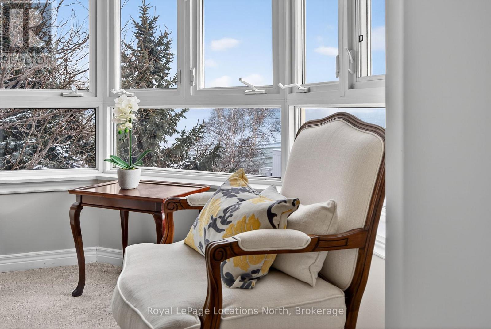 401 - 16 Raglan Street, Collingwood, ON - Indoor Photo Showing Other Room