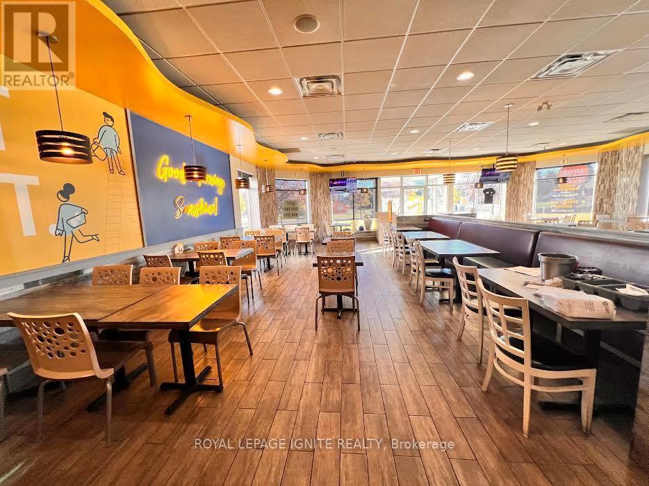 1060 Innisfil Beach Rd. Road S, Innisfil, ON