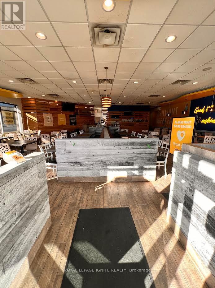 1060 Innisfil Beach Rd. Road S, Innisfil, ON