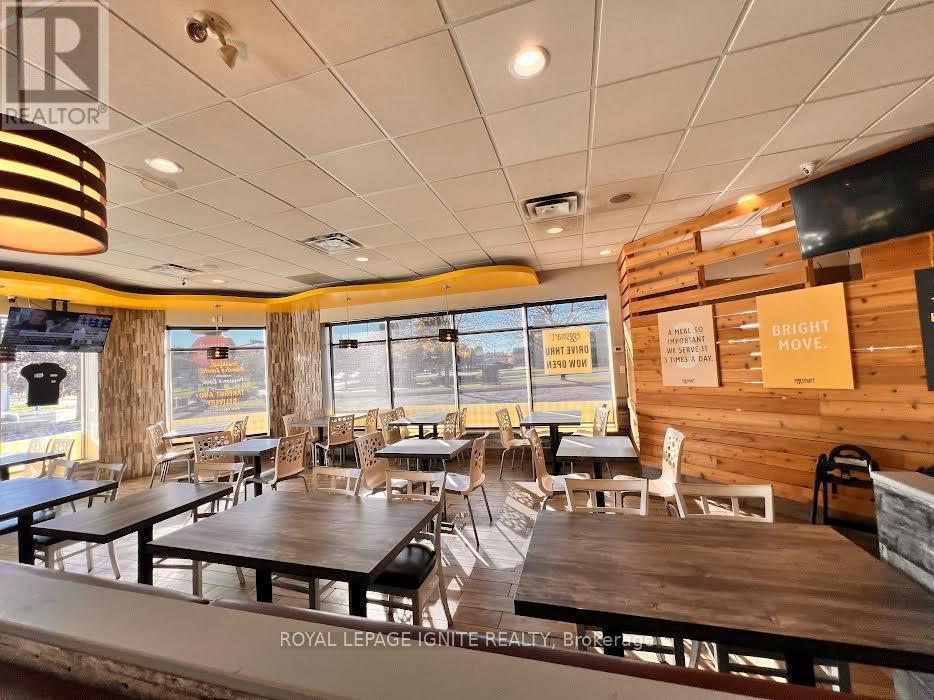 1060 Innisfil Beach Rd. Road S, Innisfil, ON