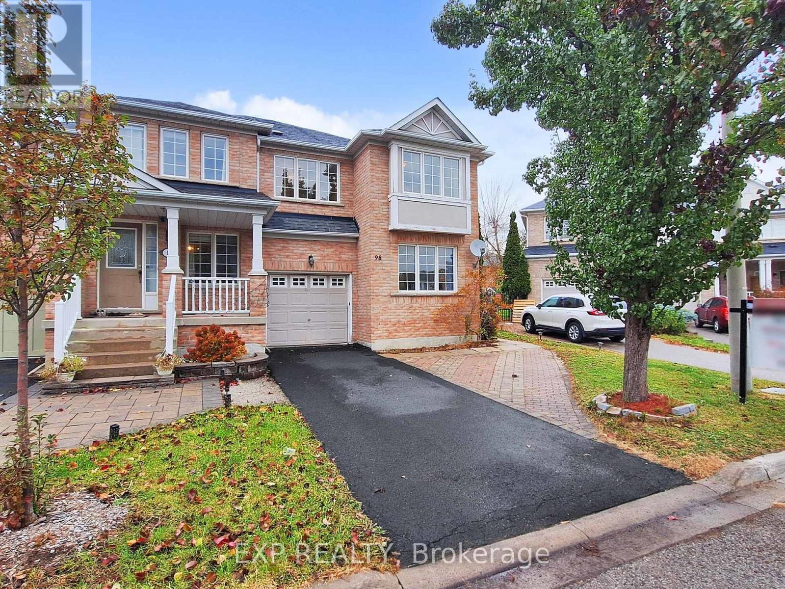 98 Lowther Avenue, Richmond Hill, ON - Outdoor With Deck Patio Veranda With Facade