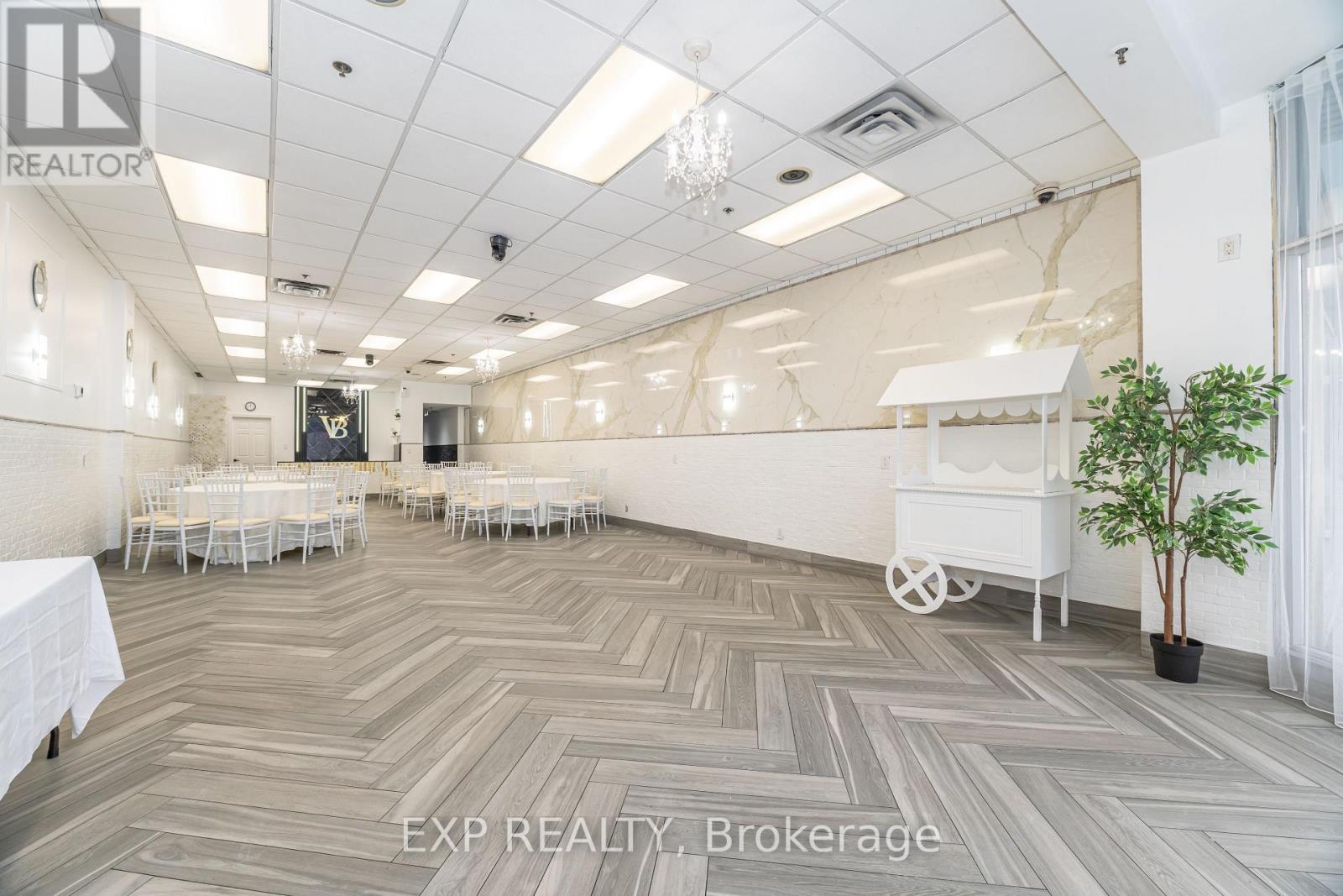 #3 - 3232 Steeles Avenue W, Vaughan, ON