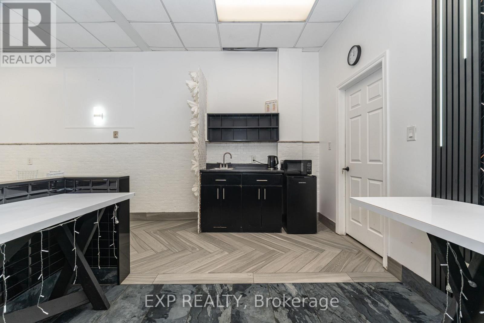 #3 - 3232 Steeles Avenue W, Vaughan, ON