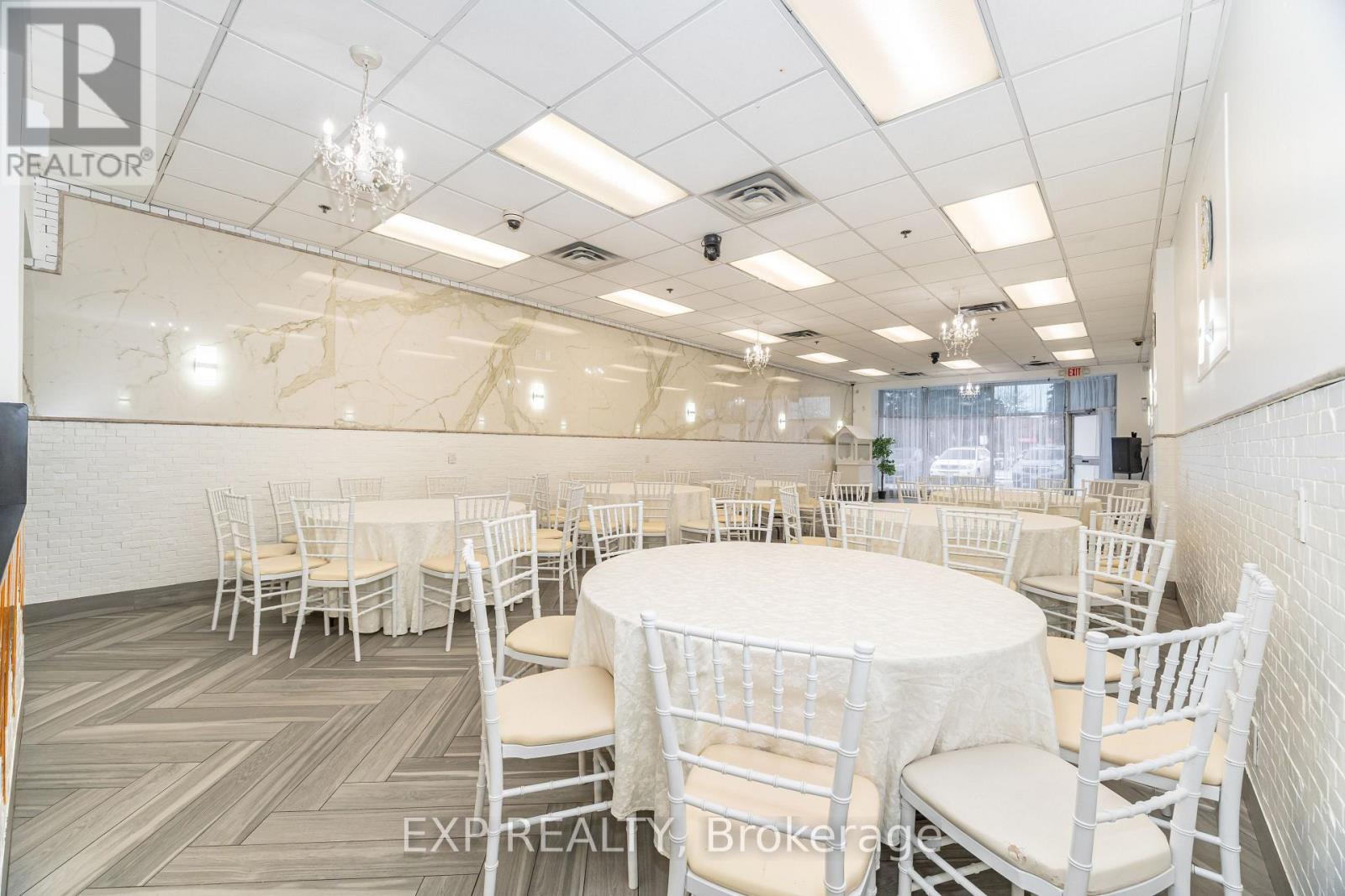 #3 - 3232 Steeles Avenue W, Vaughan, ON