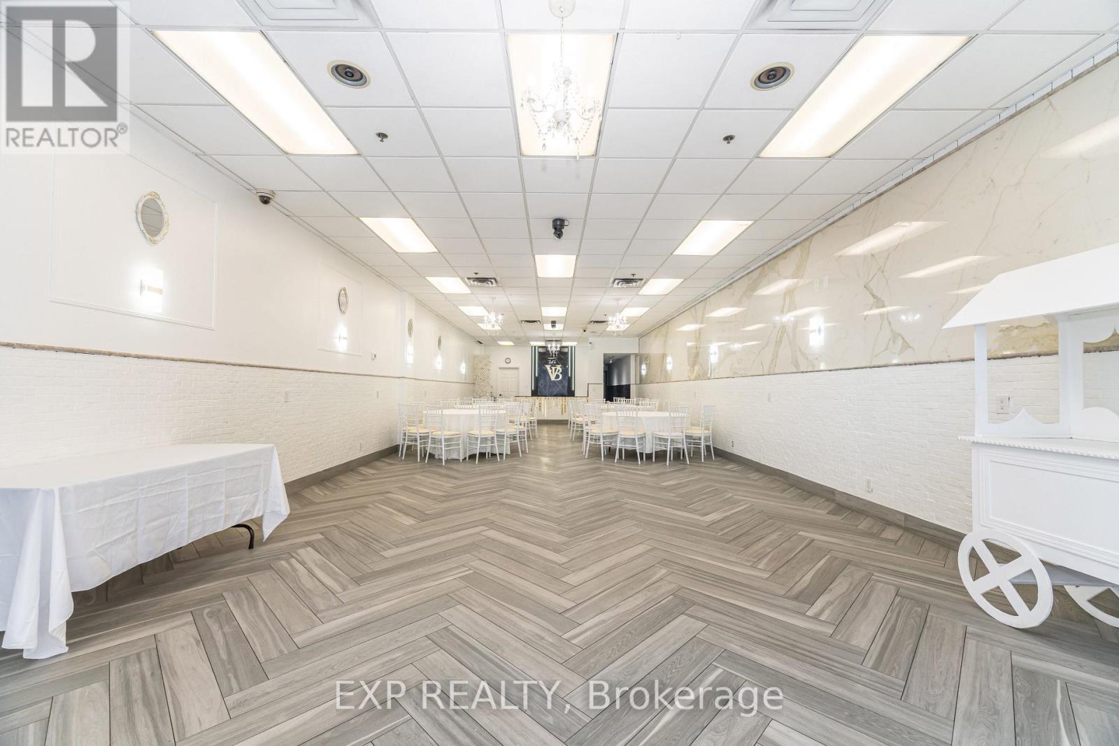 #3 - 3232 Steeles Avenue W, Vaughan, ON