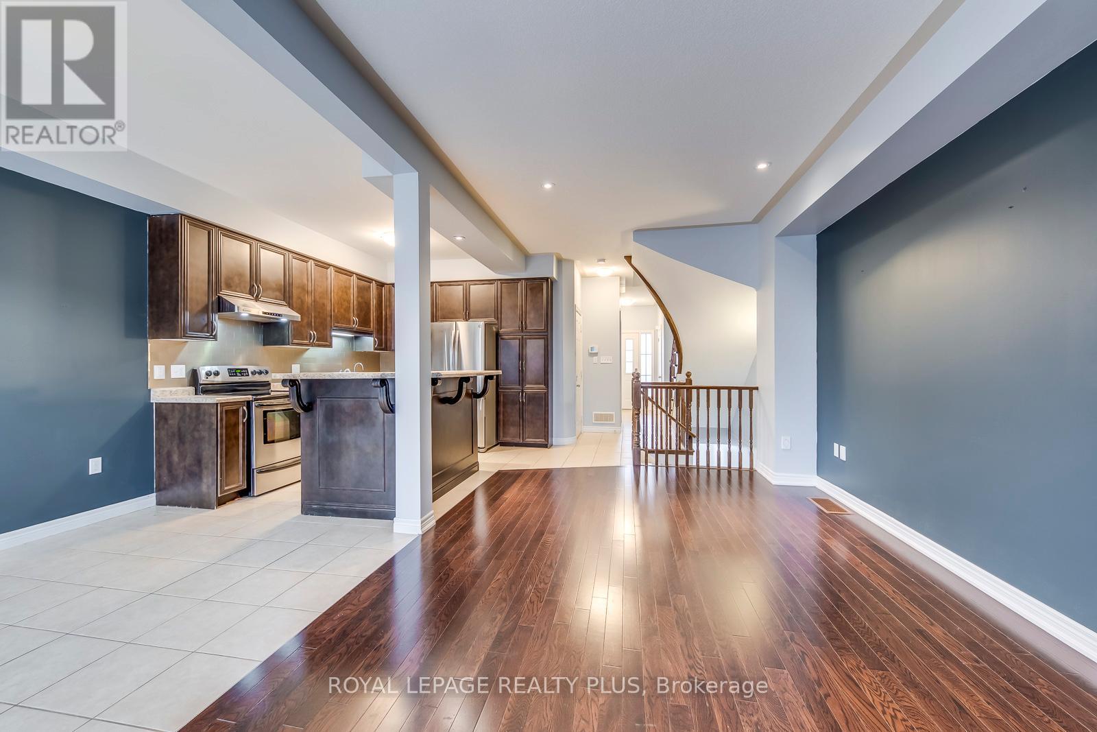 14 Marina Point Crescent, Hamilton, ON - Indoor Photo Showing Kitchen