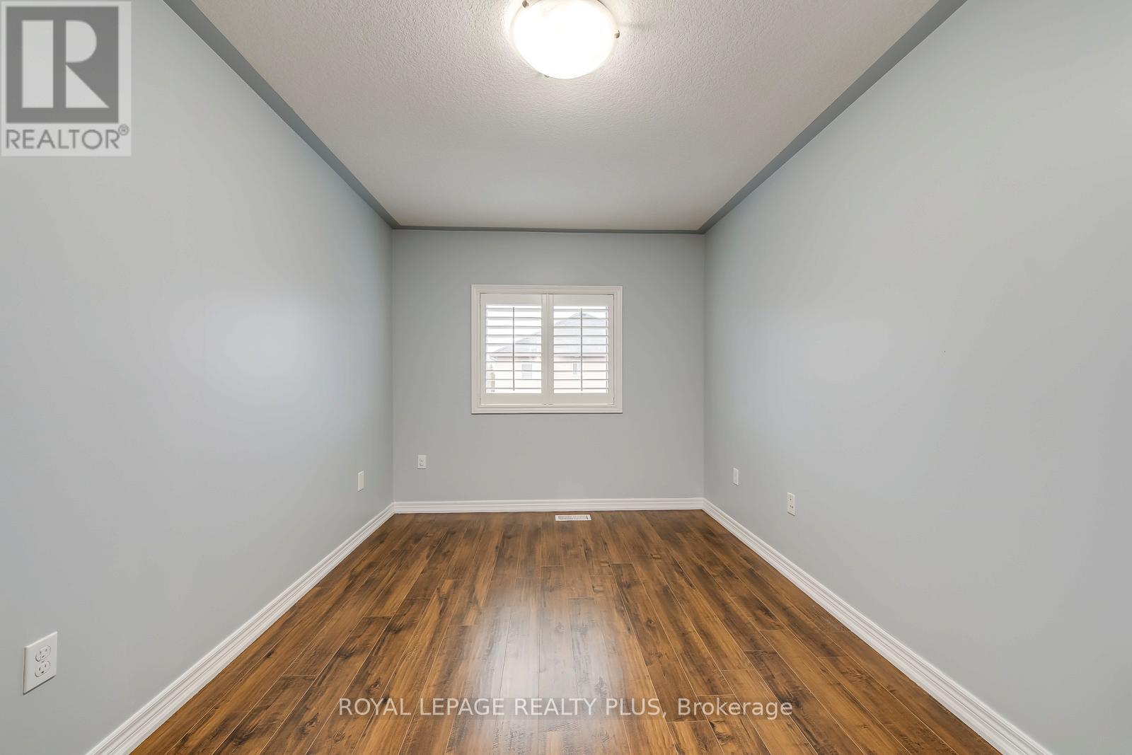 14 Marina Point Crescent, Hamilton, ON - Indoor Photo Showing Other Room