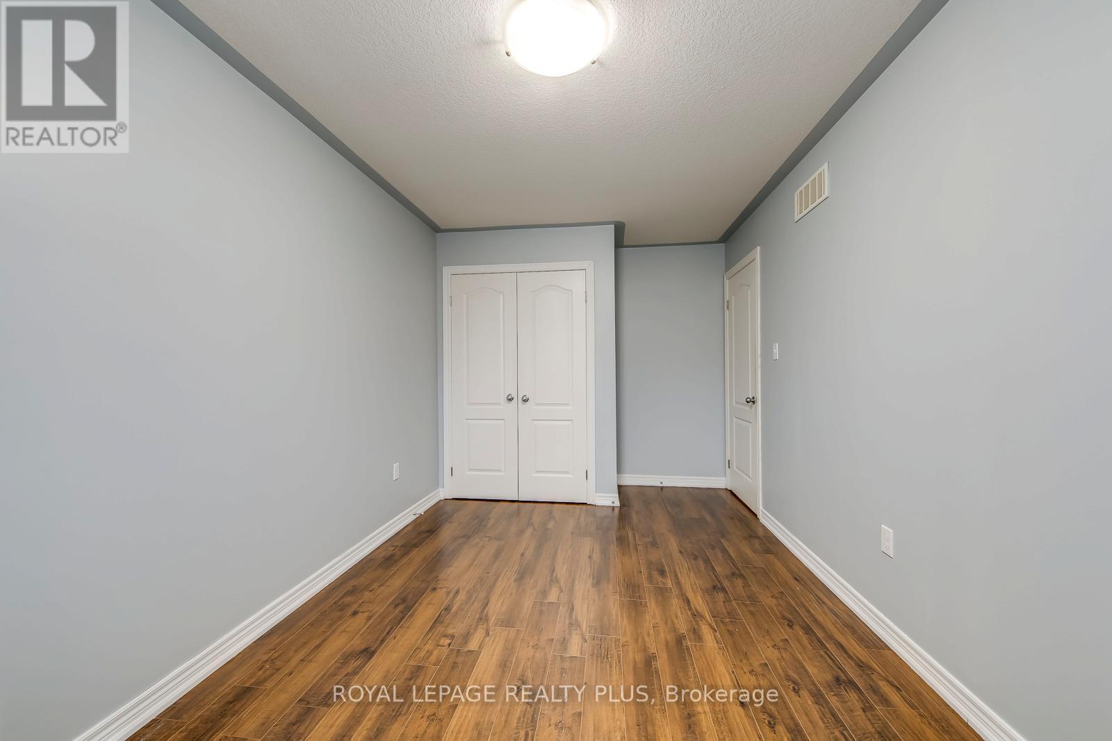 14 Marina Point Crescent, Hamilton, ON - Indoor Photo Showing Other Room