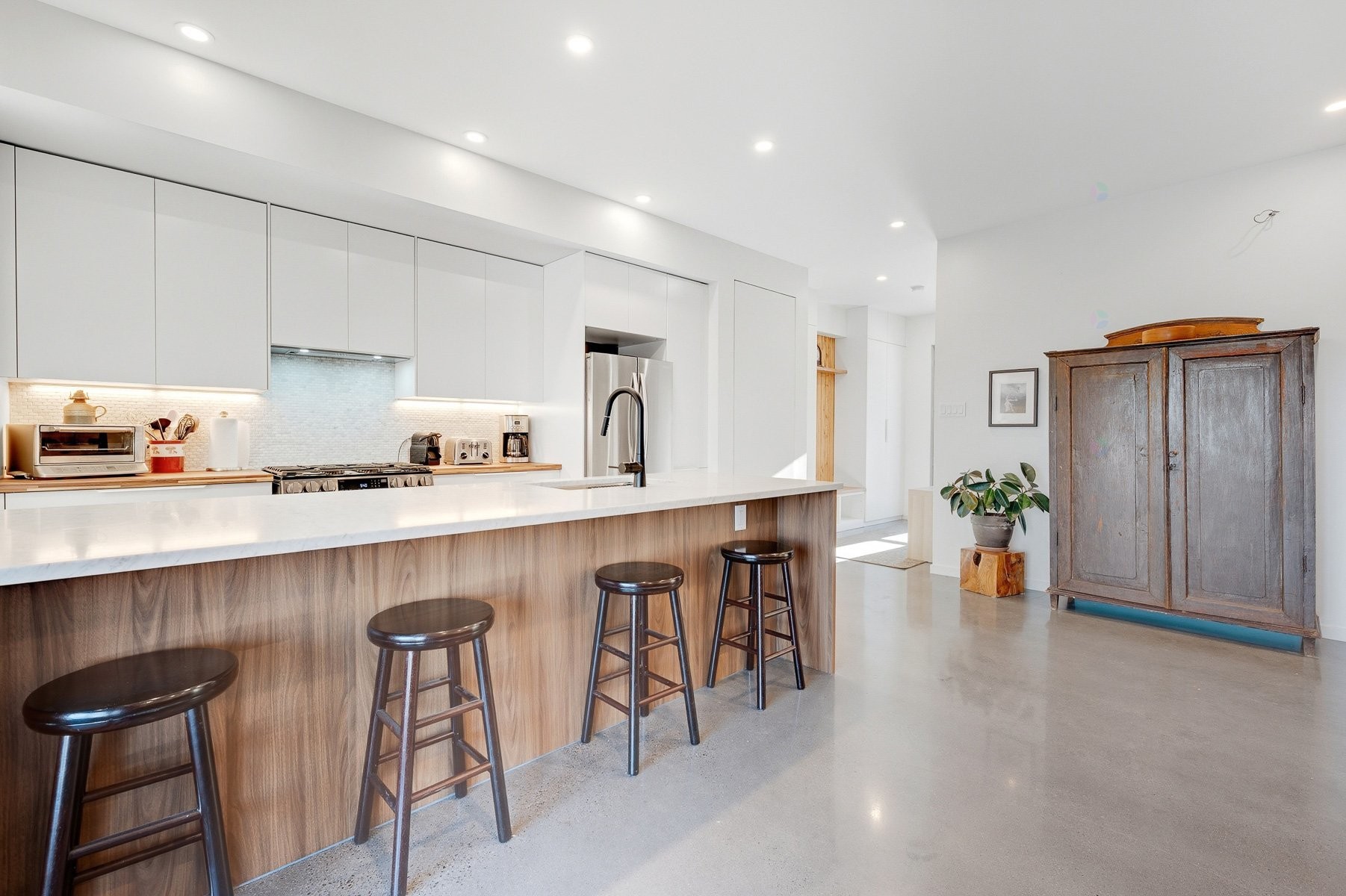 Cuisine - 787 Ch. Du Lac-Des-Becs-Scie E., Saint-Sauveur, QC - Indoor Photo Showing Kitchen With Upgraded Kitchen