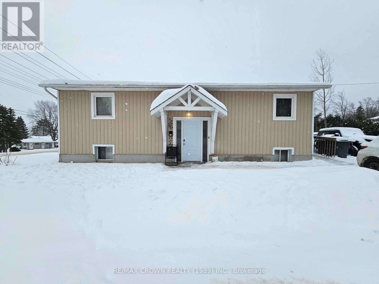 205 Lakeside Drive, North Bay (Birchaven), ON - Outdoor