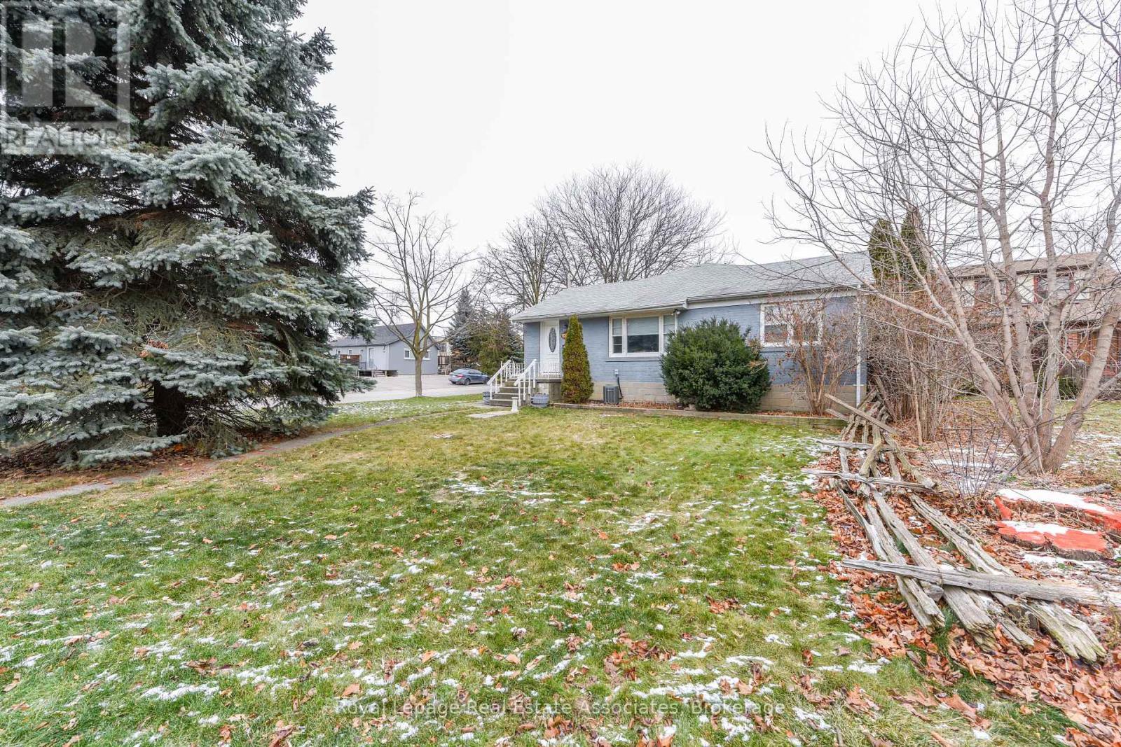1089 Seneca Avenue, Mississauga, ON