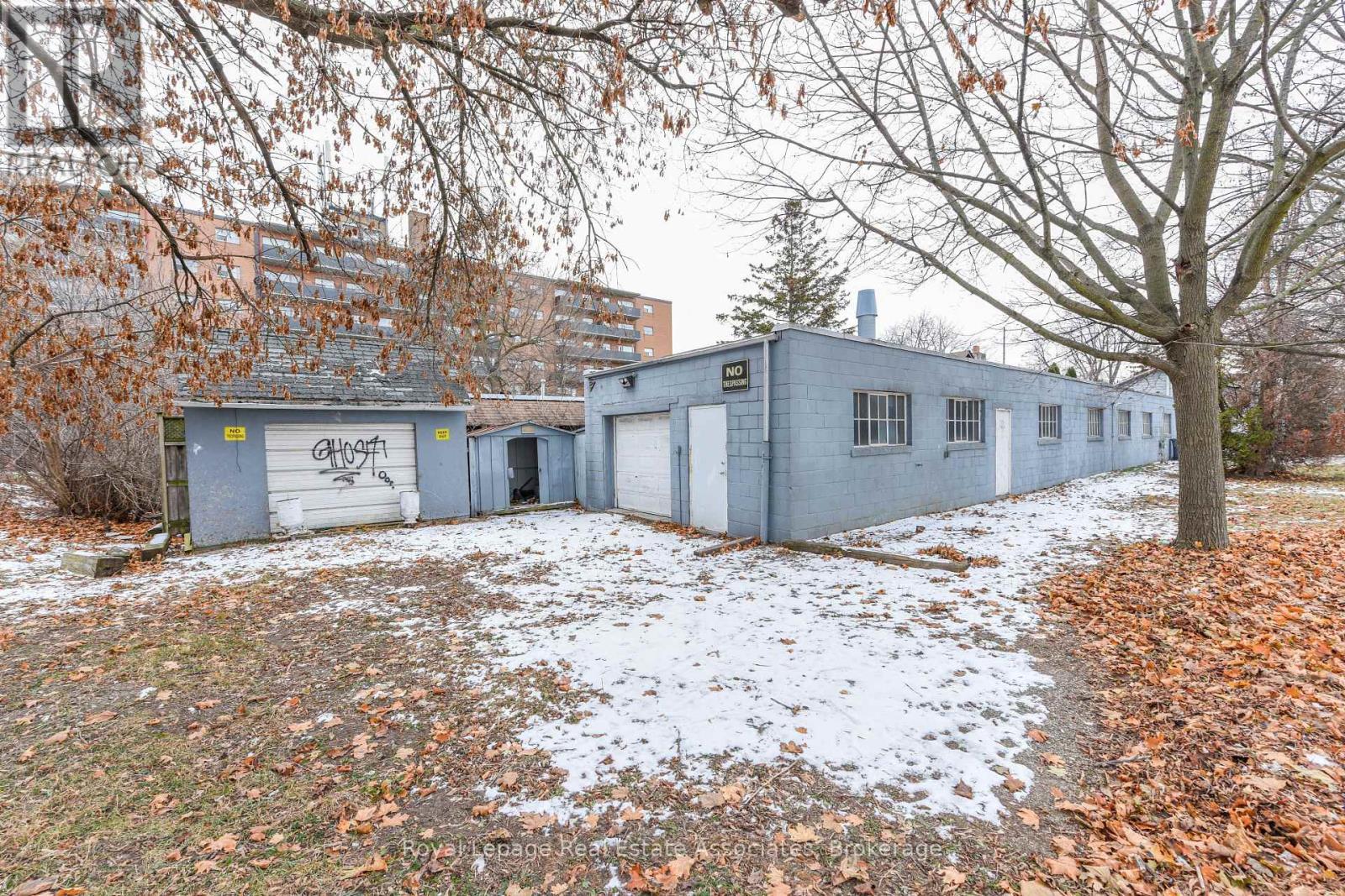 1089 Seneca Avenue, Mississauga, ON