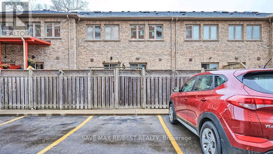 Bsmt - 6A Tedder Street, Toronto, ON - Outdoor