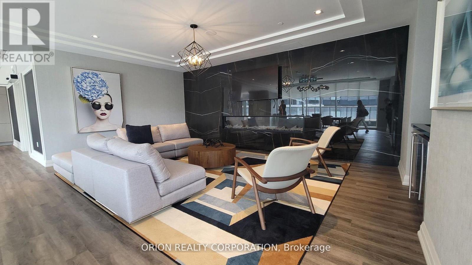 1202 - 212 King William Street, Hamilton, ON - Indoor