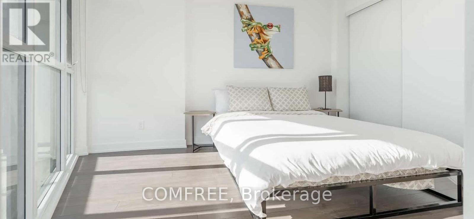 12 - 30 Ordnance Street, Toronto (Niagara), ON - Indoor Photo Showing Other Room