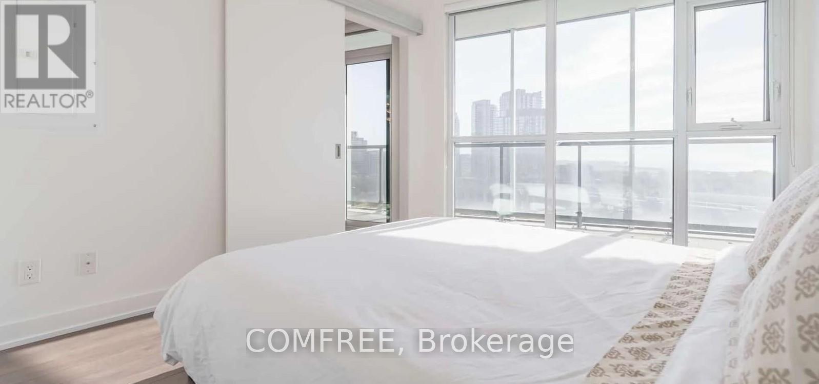 12 - 30 Ordnance Street, Toronto (Niagara), ON - Indoor Photo Showing Other Room