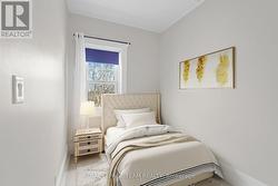 This photograph has been virtually staged -