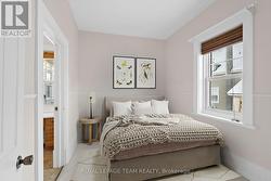 This photograph has been virtually staged -