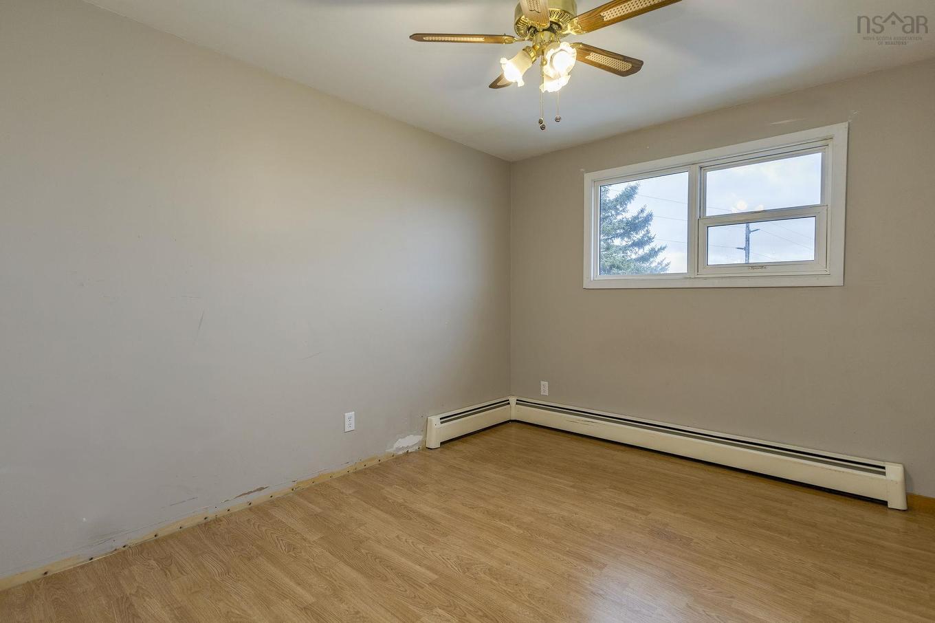 18 Kirk Avenue, Stellarton, NS