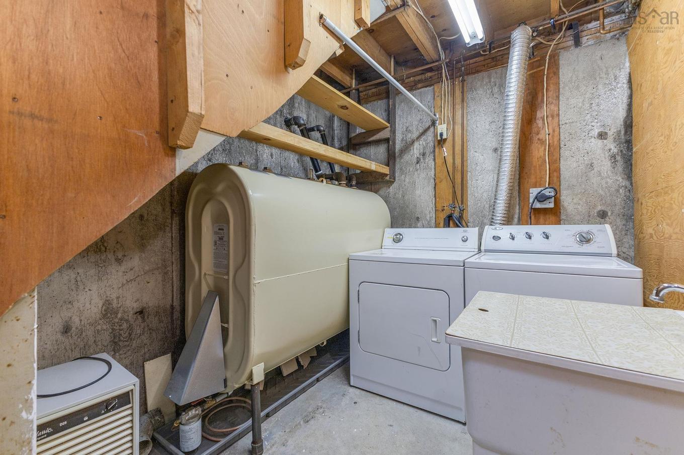 18 Kirk Avenue, Stellarton, NS