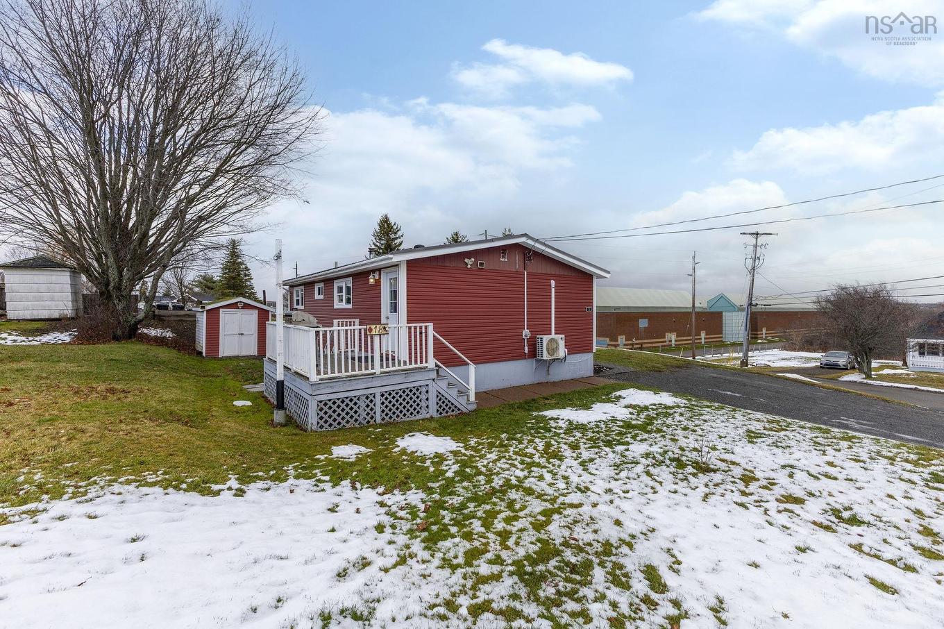 18 Kirk Avenue, Stellarton, NS