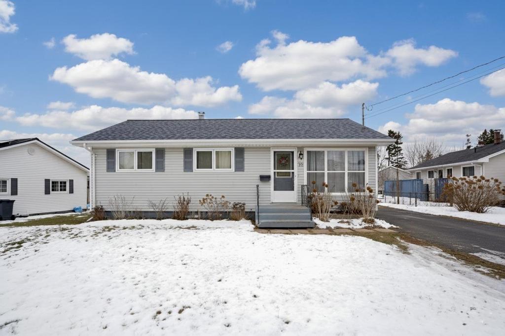 76 Eleanor Drive, Summerside, PE