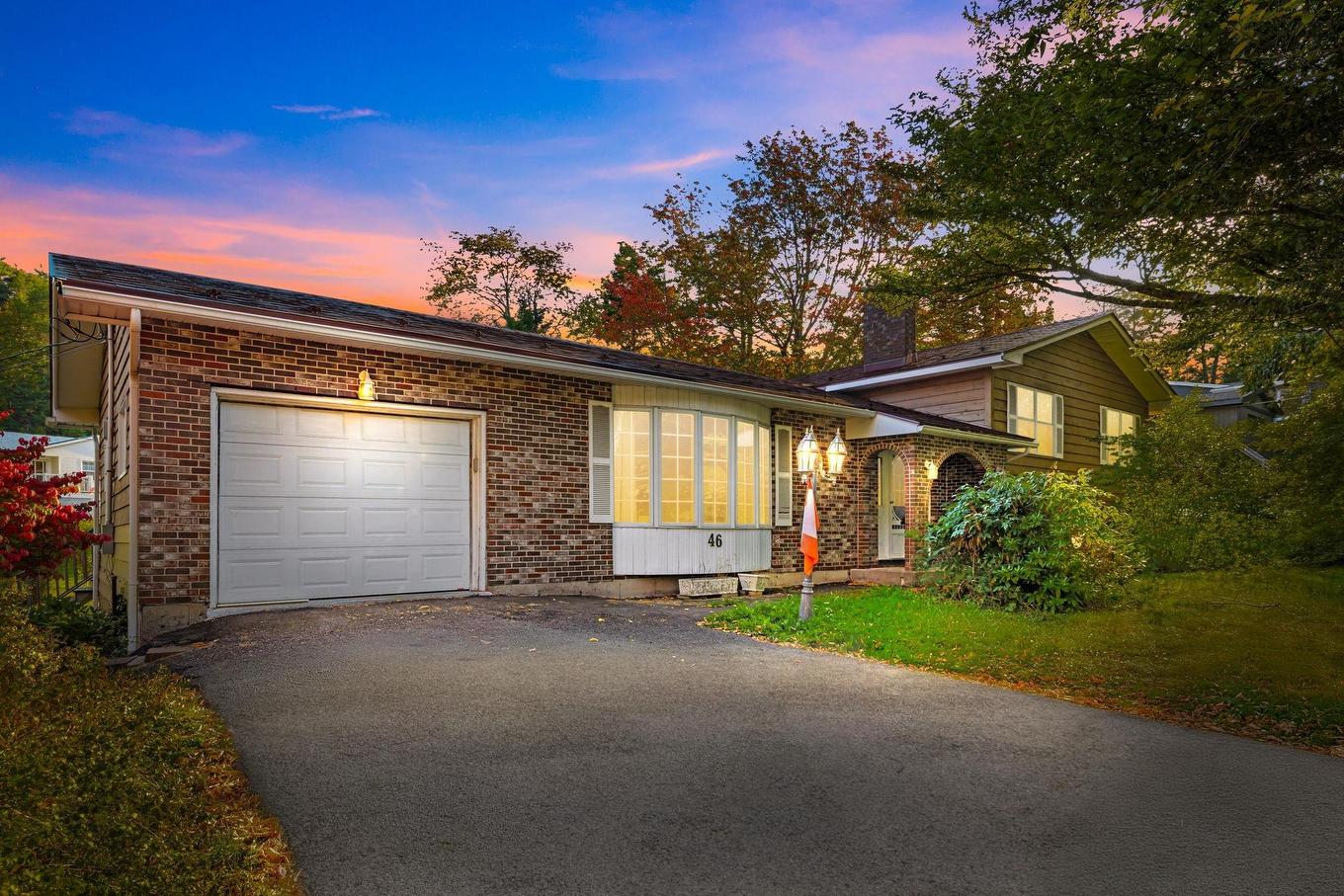 46 Kearney Lake Road, Halifax, NS