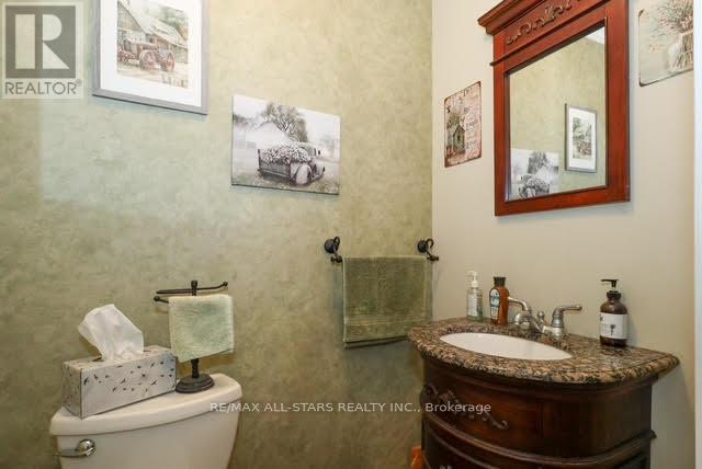 506 Snug Harbour Road, Kawartha Lakes (Lindsay), ON - Indoor Photo Showing Bathroom