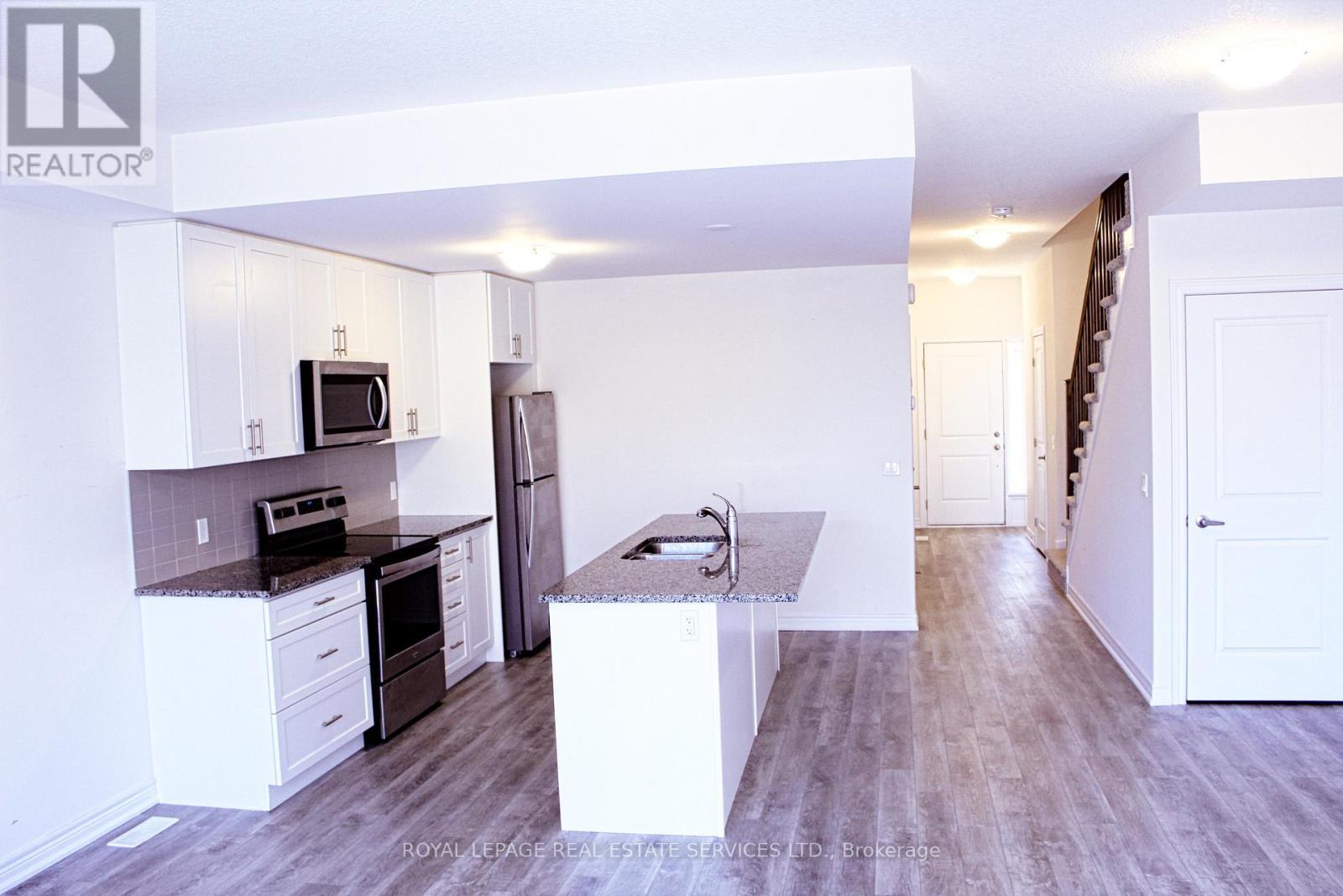 40 - 77 Diana Avenue, Brantford, ON - Indoor Photo Showing Kitchen