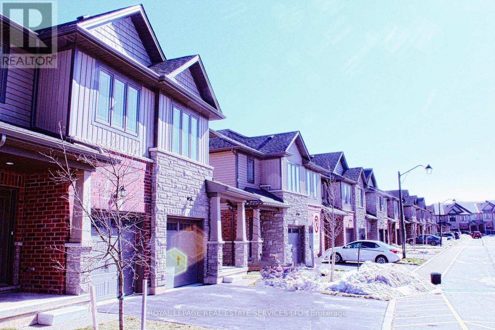 40 - 77 Diana Avenue, Brantford, ON - Outdoor