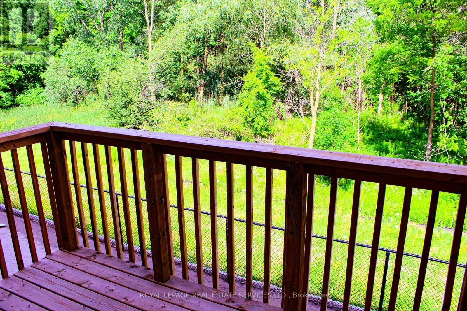 40 - 77 Diana Avenue, Brantford, ON - Outdoor