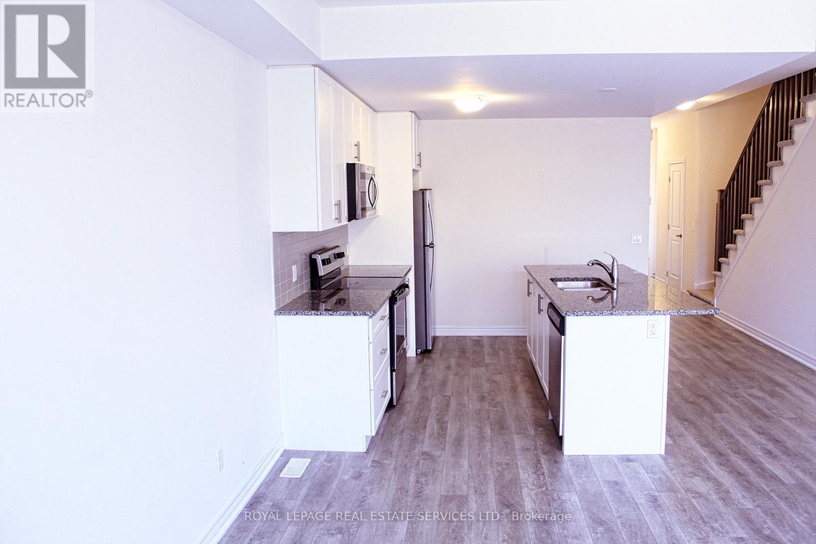 40 - 77 Diana Avenue, Brantford, ON - Indoor Photo Showing Kitchen