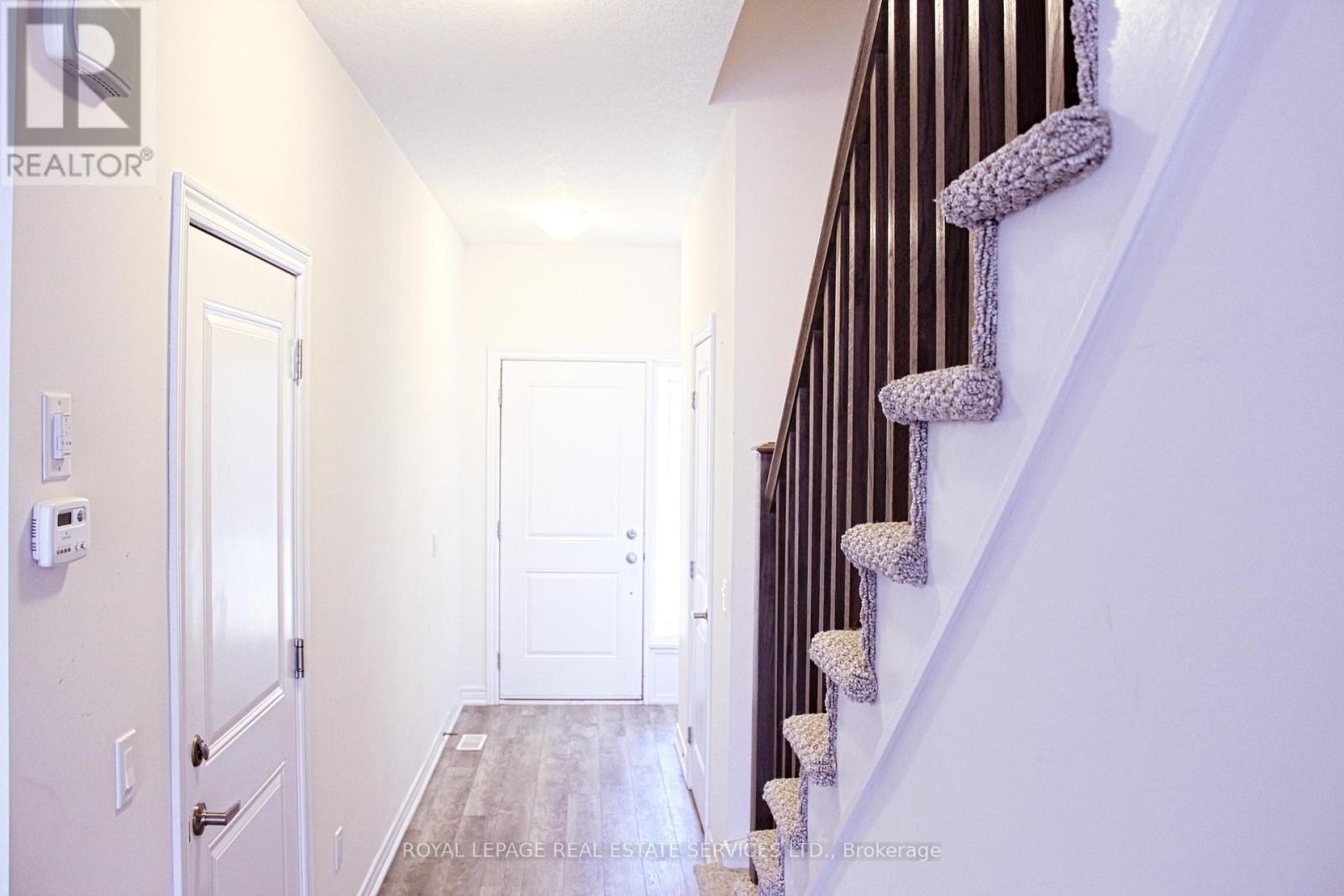 40 - 77 Diana Avenue, Brantford, ON - Indoor Photo Showing Other Room