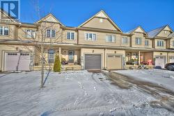 Attractive 2 storey freehold townhome. -